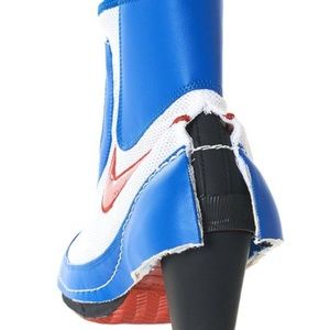 comme des garcons nike heels